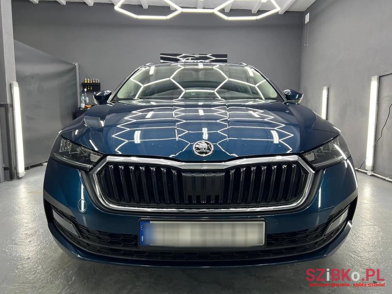 2020' Skoda Octavia photo #3