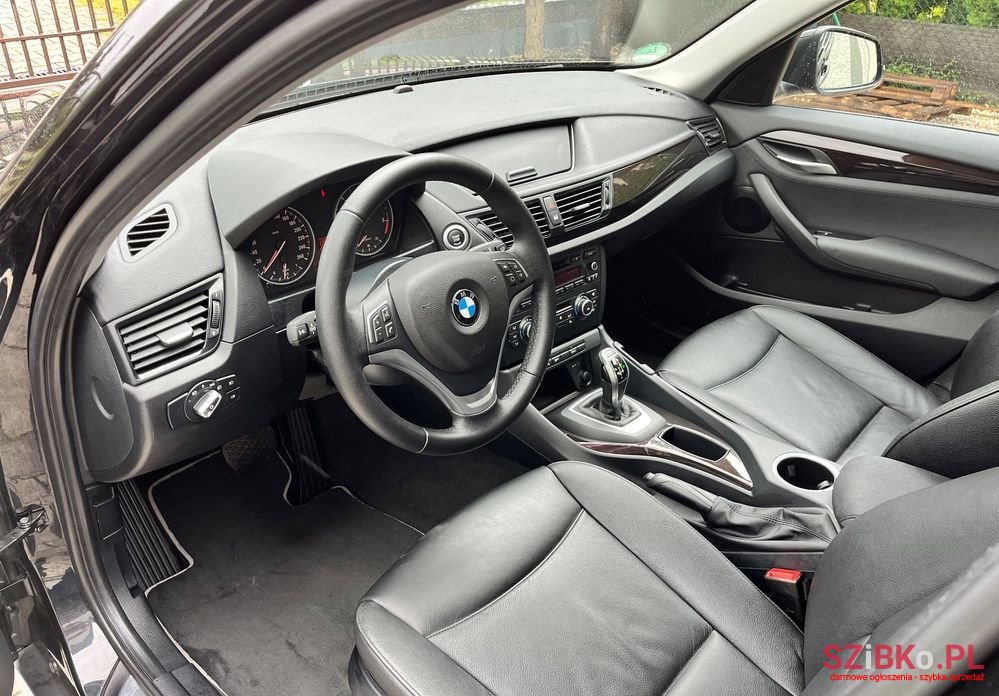 2013' BMW X1 Sdrive18D Xline photo #5