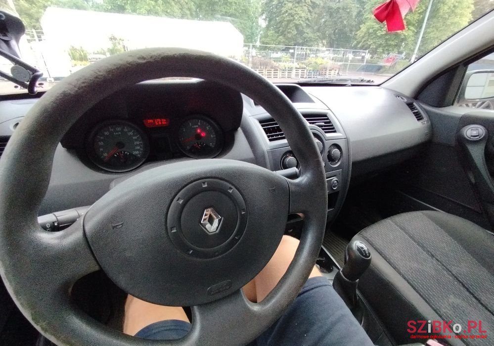 2002' Renault Megane photo #3