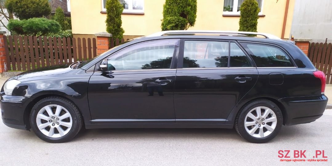 2007' Toyota Avensis photo #4