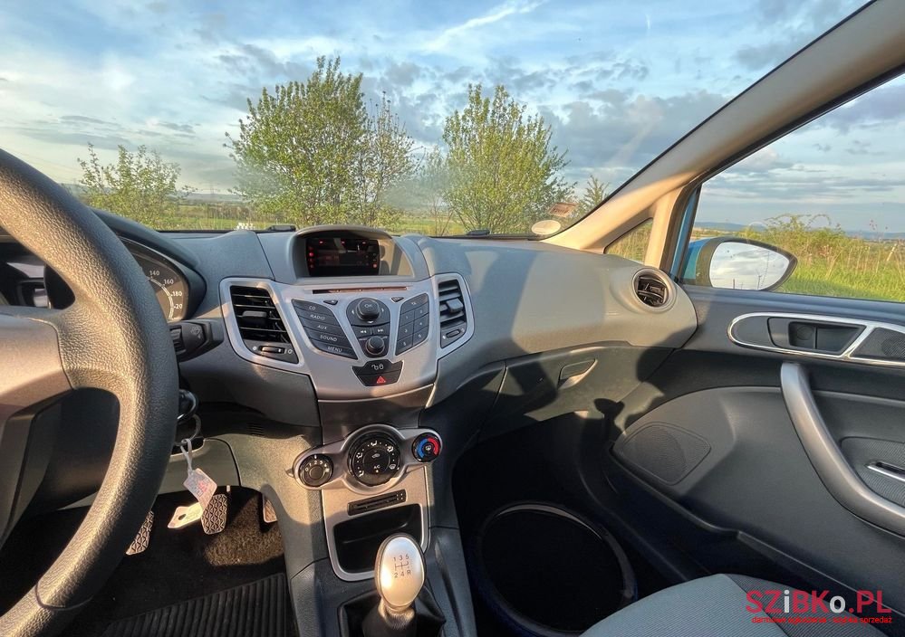 2009' Ford Fiesta 1.25 Trend photo #5