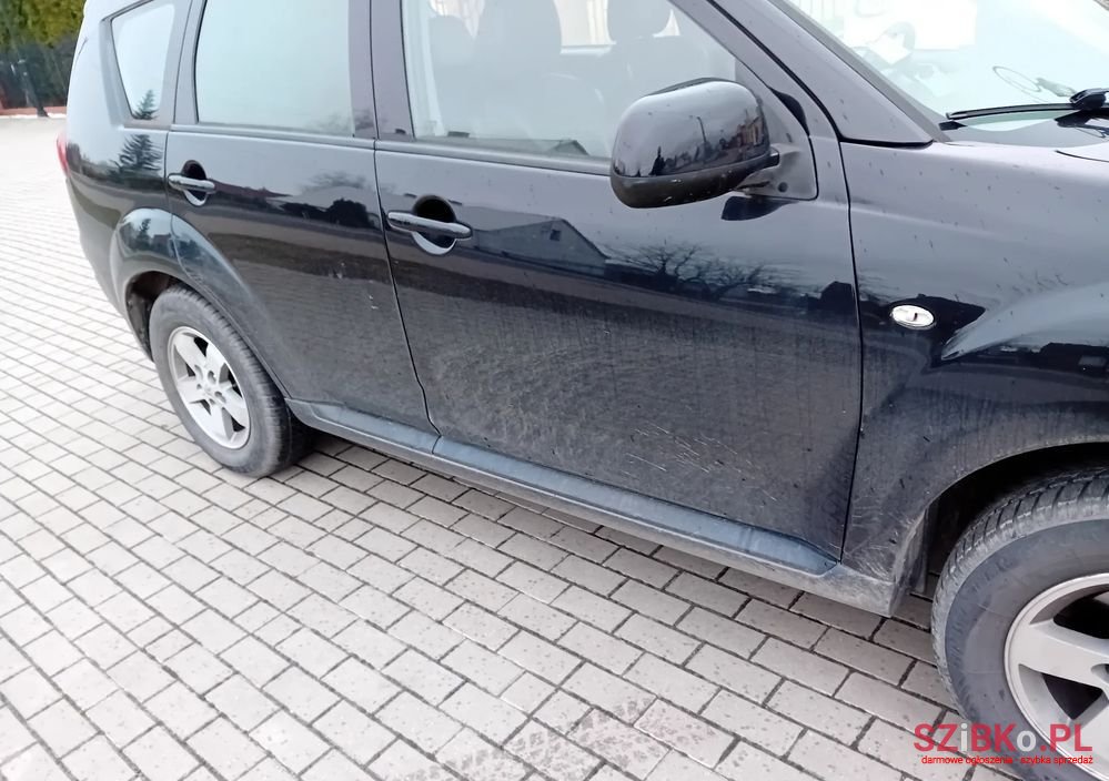 2009' Peugeot 4007 photo #2