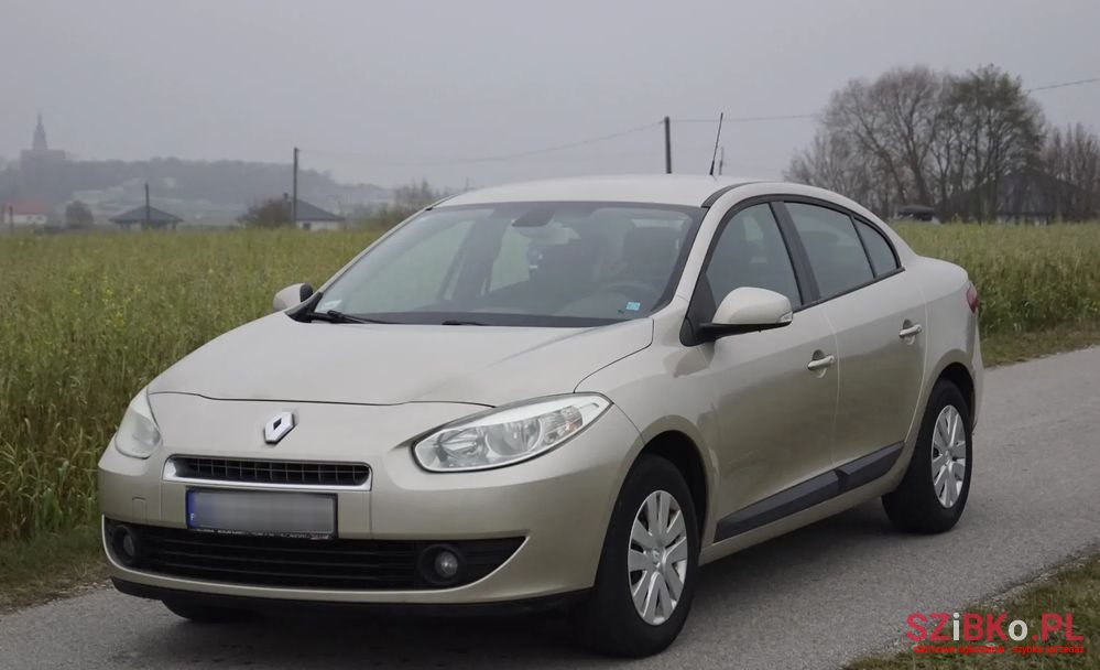 2010' Renault Fluence photo #1