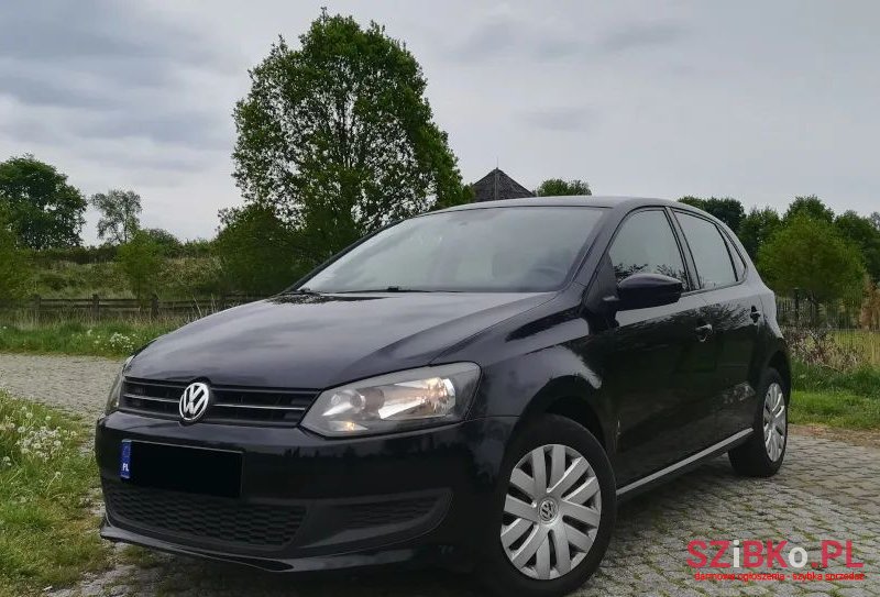 2012' Volkswagen Polo photo #2