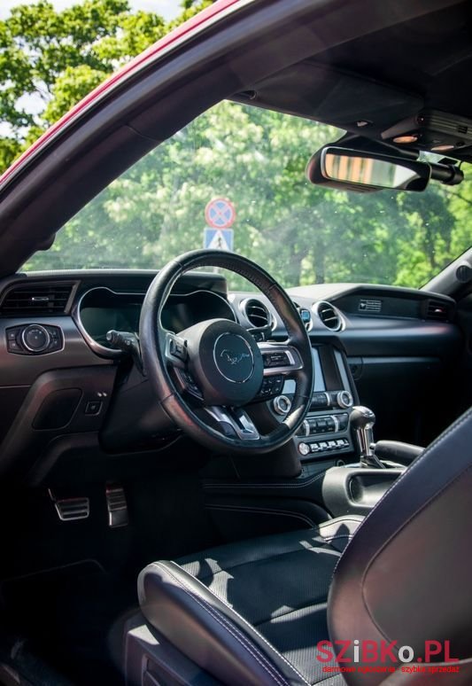 2020' Ford Mustang 5.0 V8 Gt photo #1