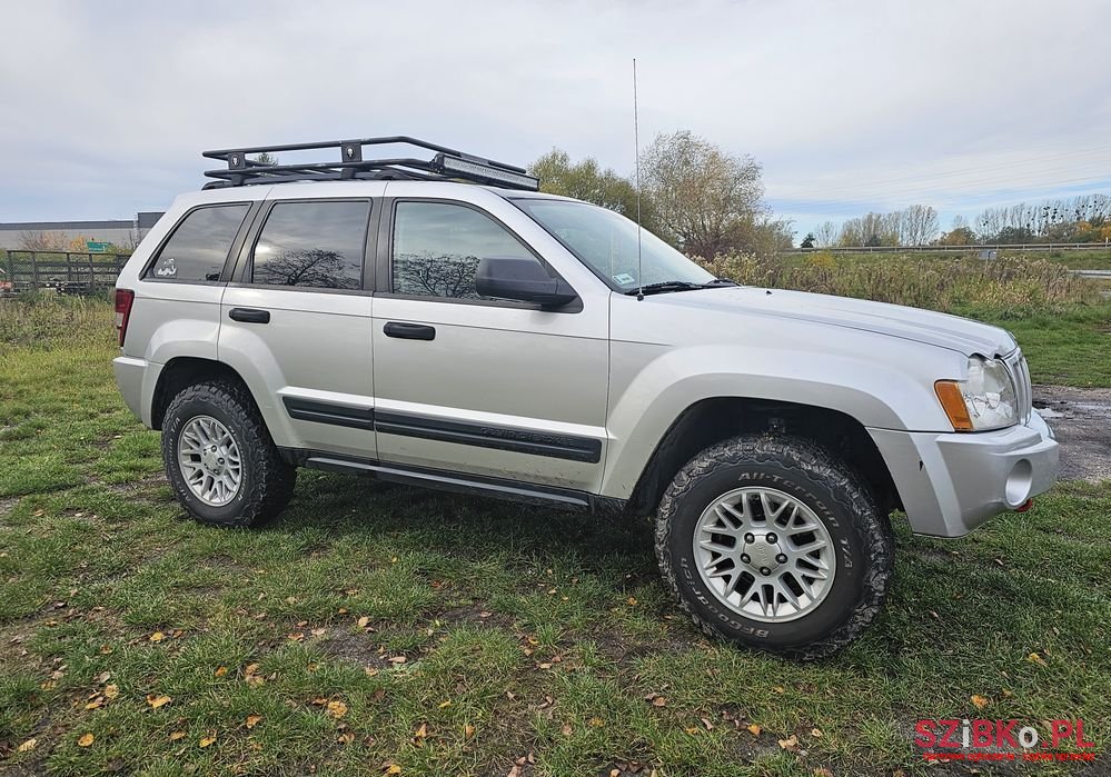 2005' Jeep Grand Cherokee photo #5
