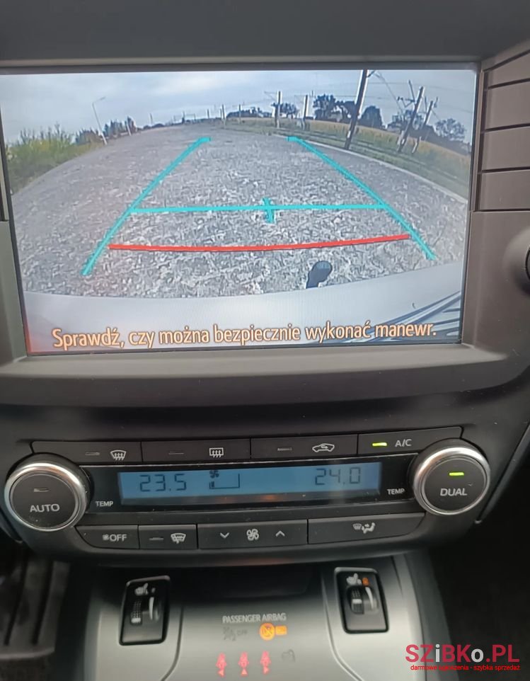 2015' Toyota Avensis 1.8 Business Edition photo #5