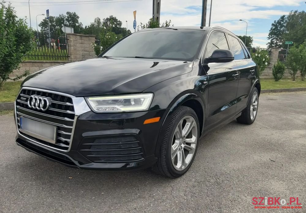 2016' Audi Q3 S Tronic photo #5