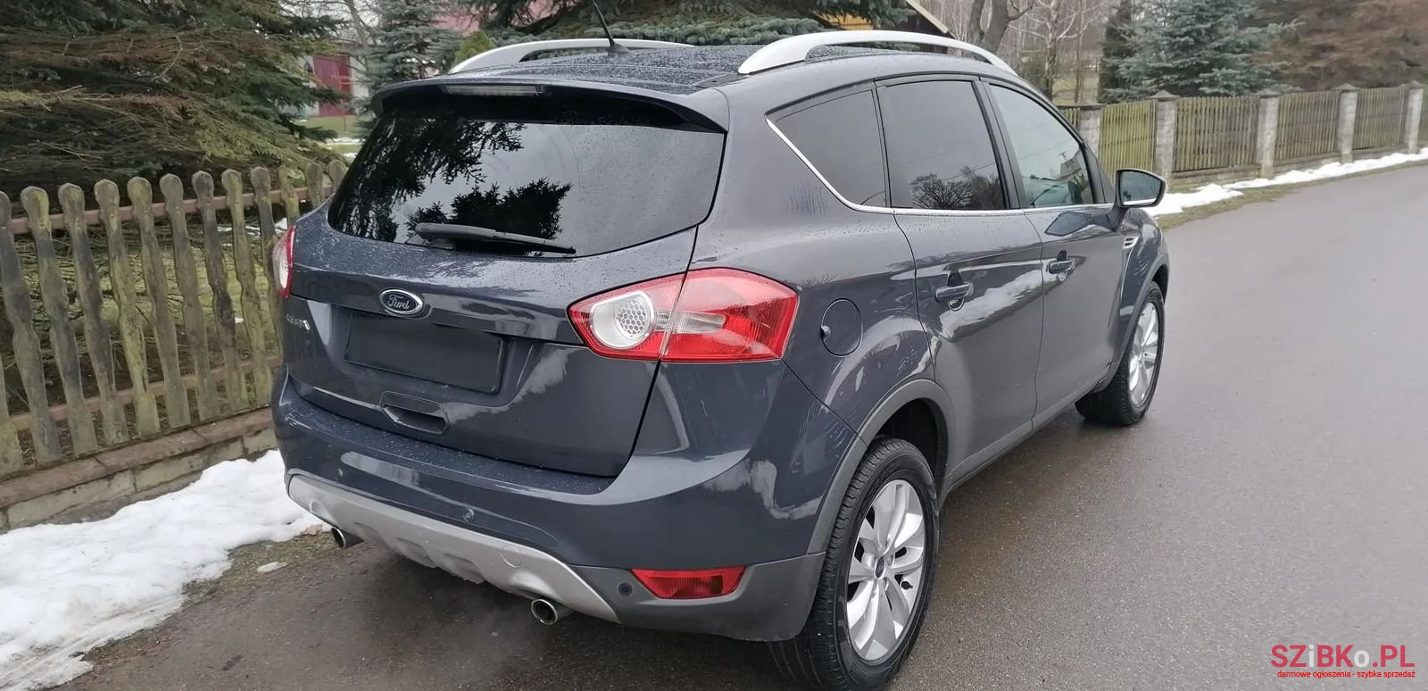 2011' Ford Kuga photo #3