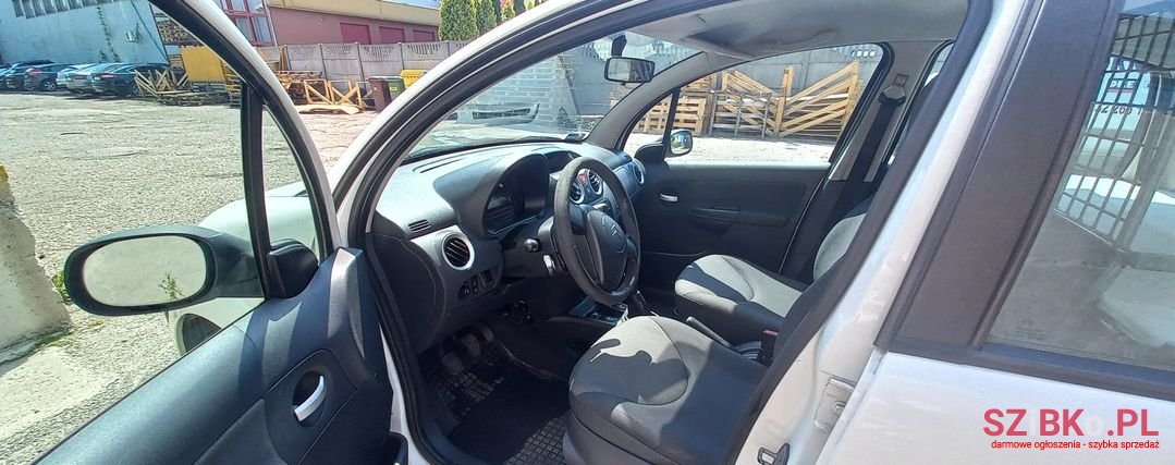 2009' Citroen C3 photo #3