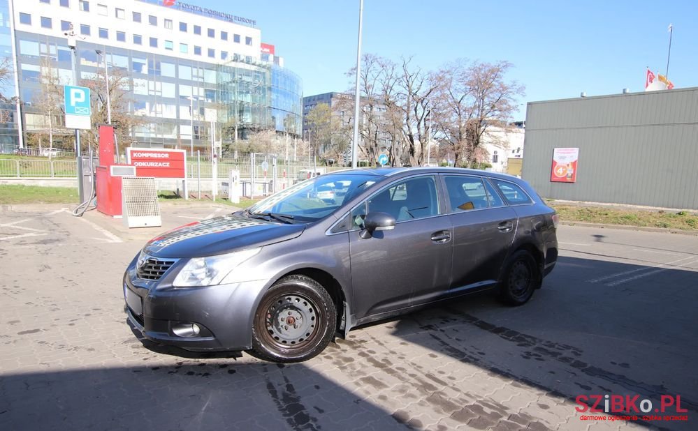 2011' Toyota Avensis 1.8 Sol Navi photo #3