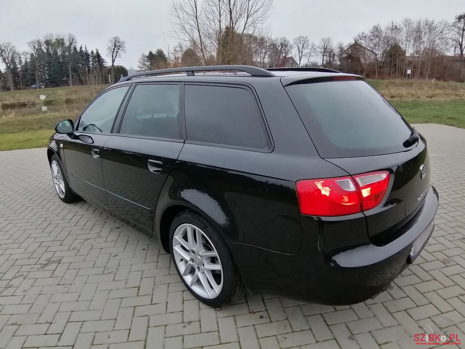 2009' SEAT Exeo photo #3