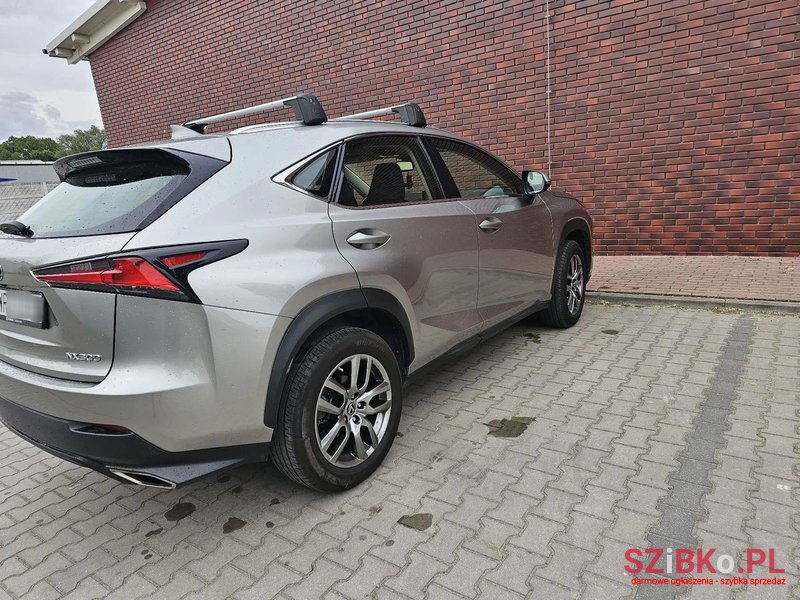 2021' Lexus NX photo #5