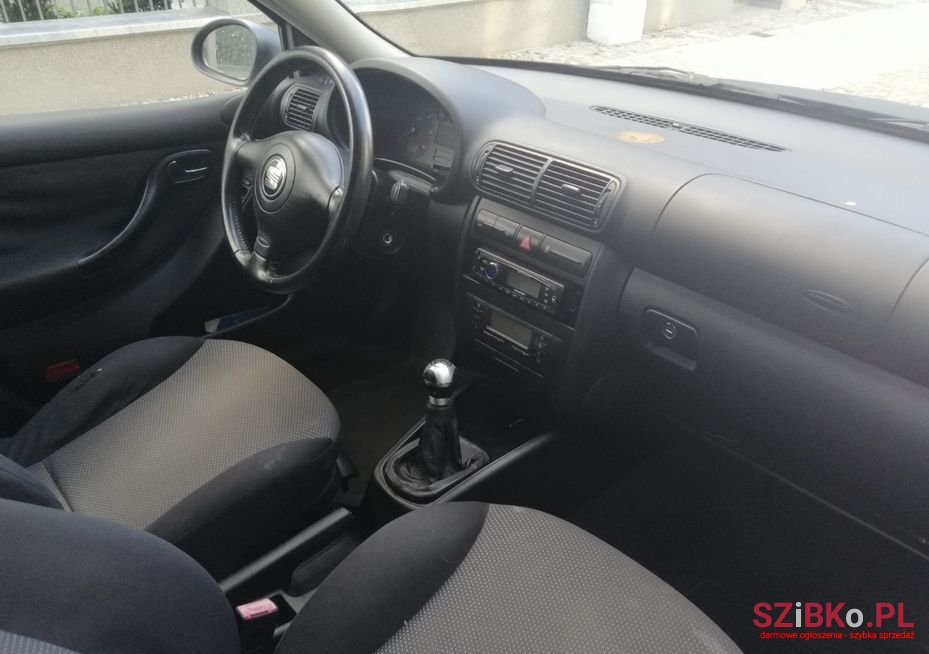 2006' SEAT Leon photo #6