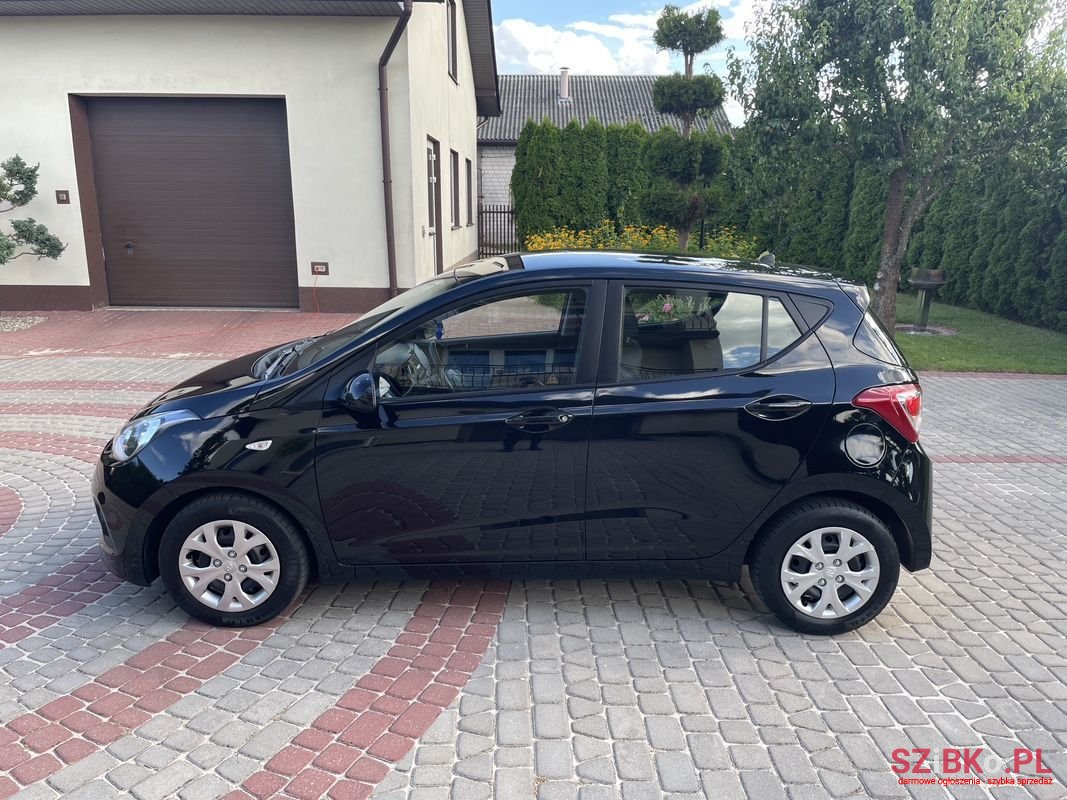 2015' Hyundai i10 photo #2