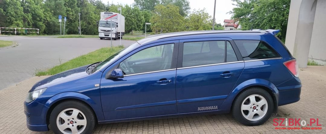 2005' Opel Astra photo #5