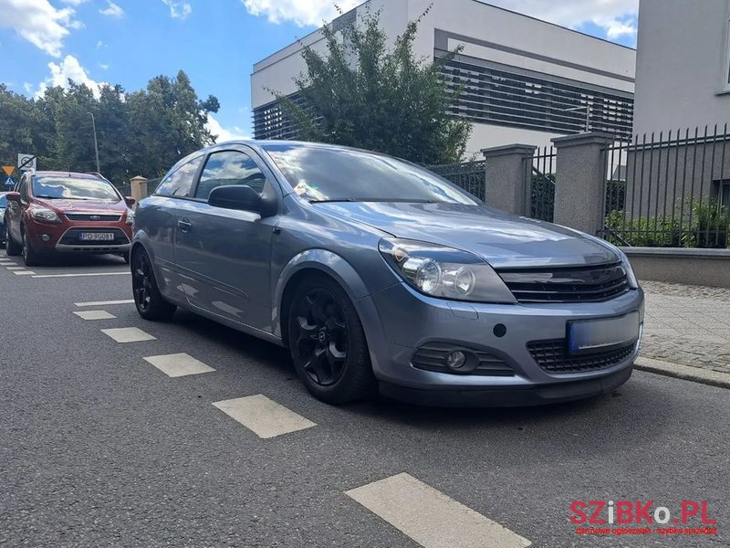 2006' Opel Astra Gtc 2.0 Turbo Sport photo #3