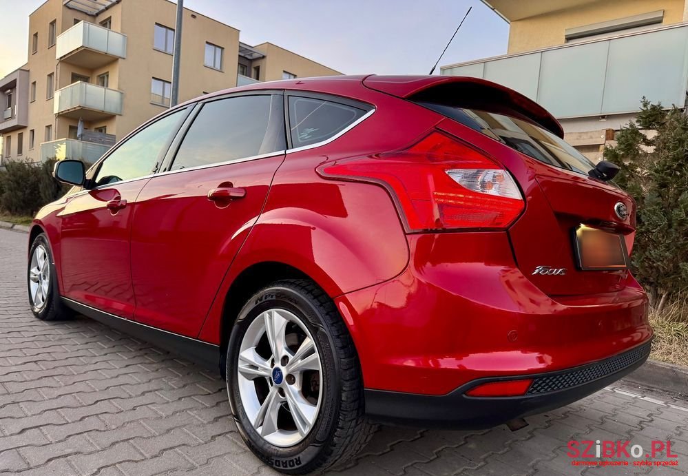 2012' Ford Focus photo #2