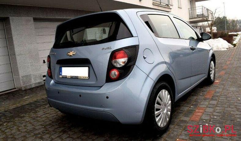 2013' Chevrolet Aveo photo #3