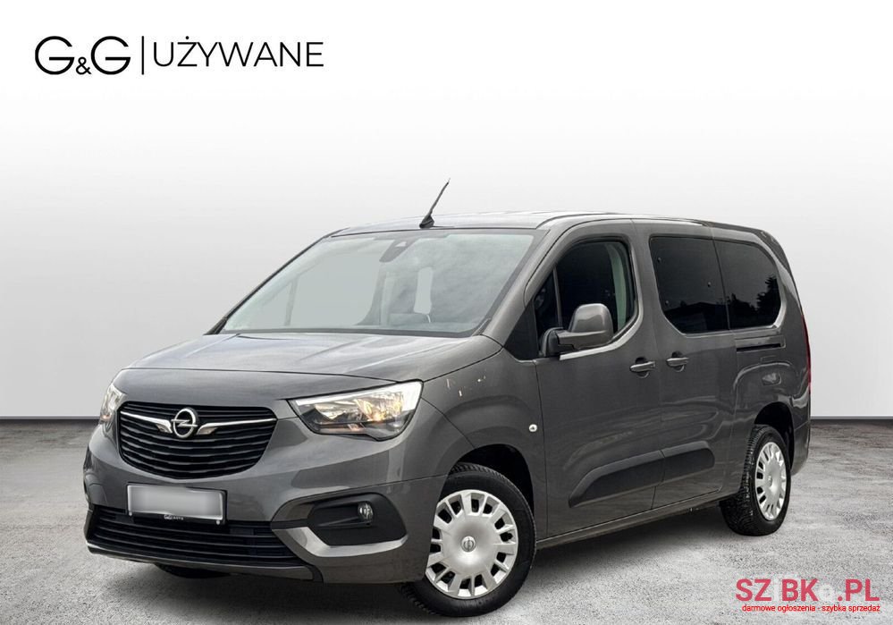 2020' Opel Combo photo #1