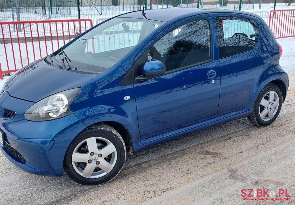 2007' Toyota Aygo photo #2