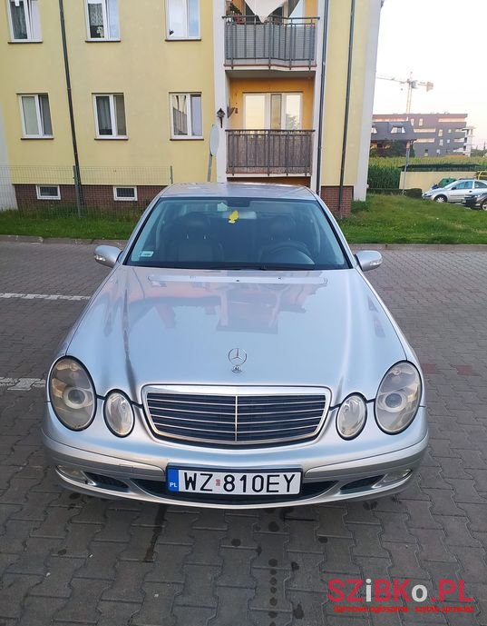 2002' Mercedes-Benz Klasa E photo #3