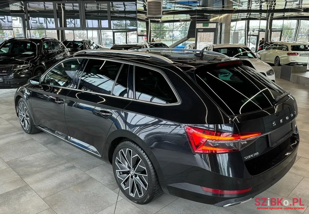 2019' Skoda Superb photo #5