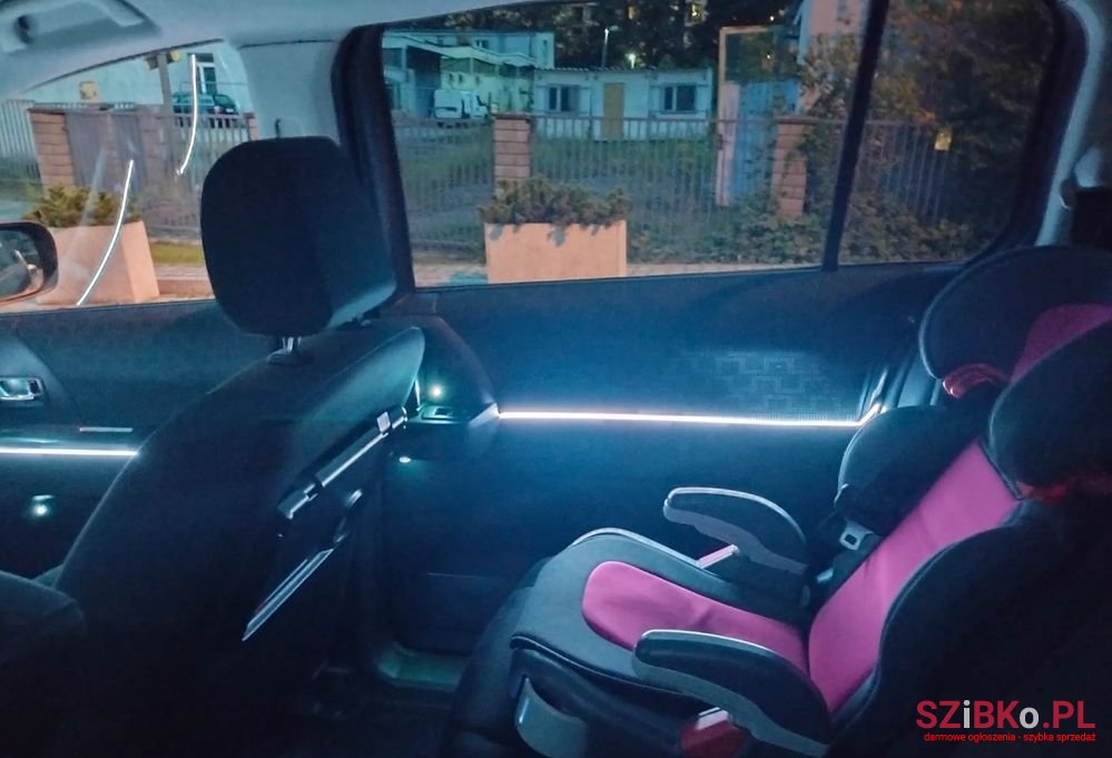 2009' Mazda 5 2.0 Cd Exclusive photo #3