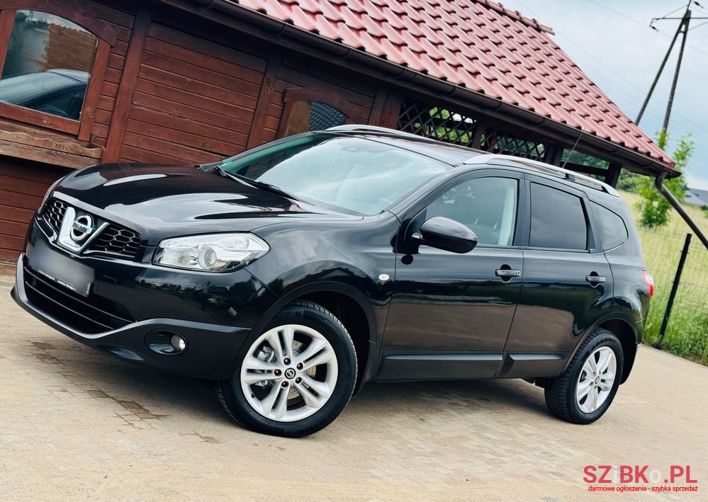 2011' Nissan Qashqai+2 2.0 I-Way photo #4