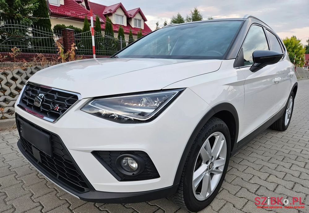 2020' SEAT Arona 1.0 Tsi Fr S&S Dsg photo #2