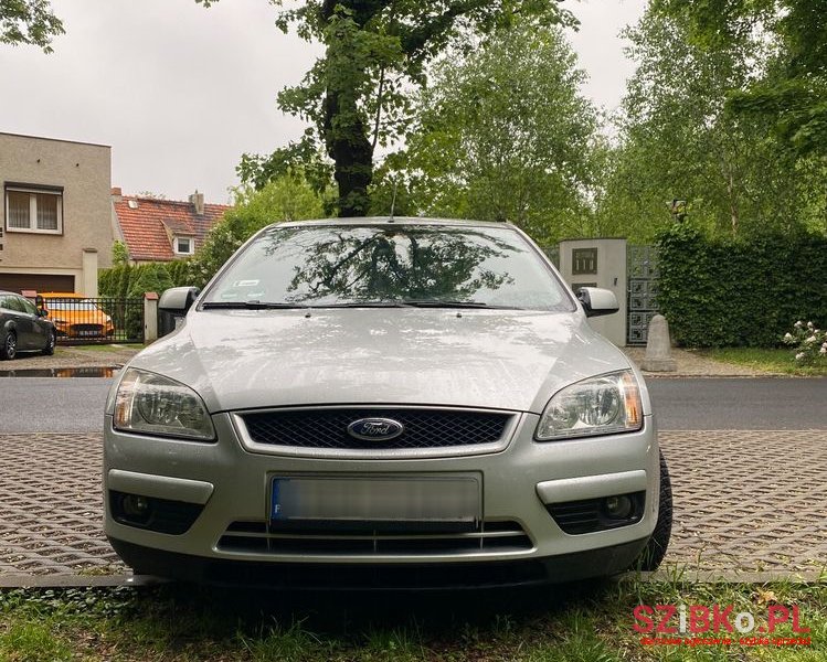 2007' Ford Focus photo #2