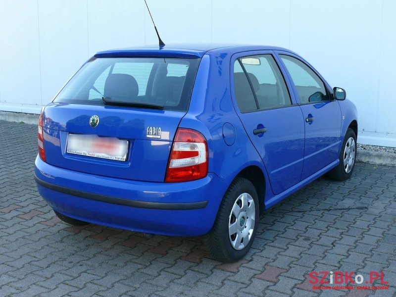 2006' Skoda Fabia photo #3