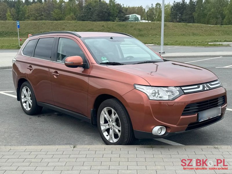 2012' Mitsubishi Outlander 2.0 Intense + photo #4