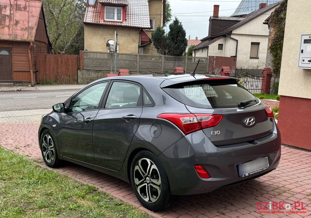2016' Hyundai i30 1.4 Premium photo #3