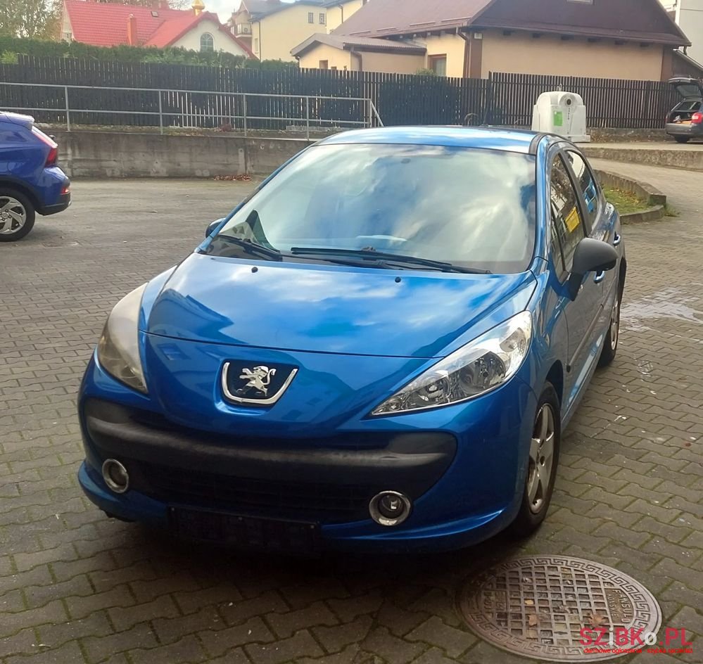 2008' Peugeot 207 1.4 16V Sporty photo #3