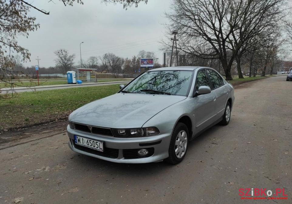 2001' Mitsubishi Galant photo #1