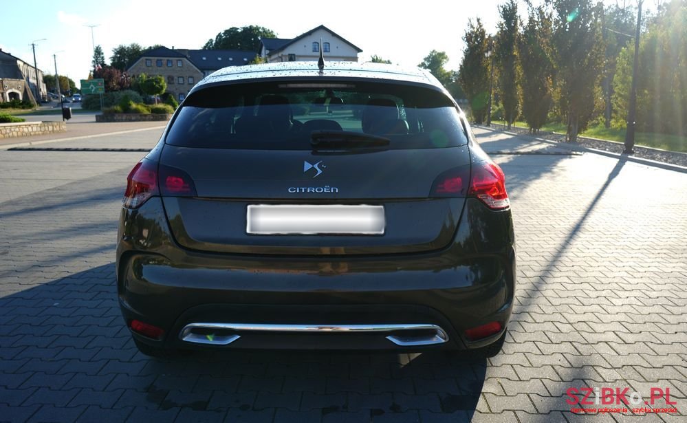 2013' Citroen DS4 photo #6