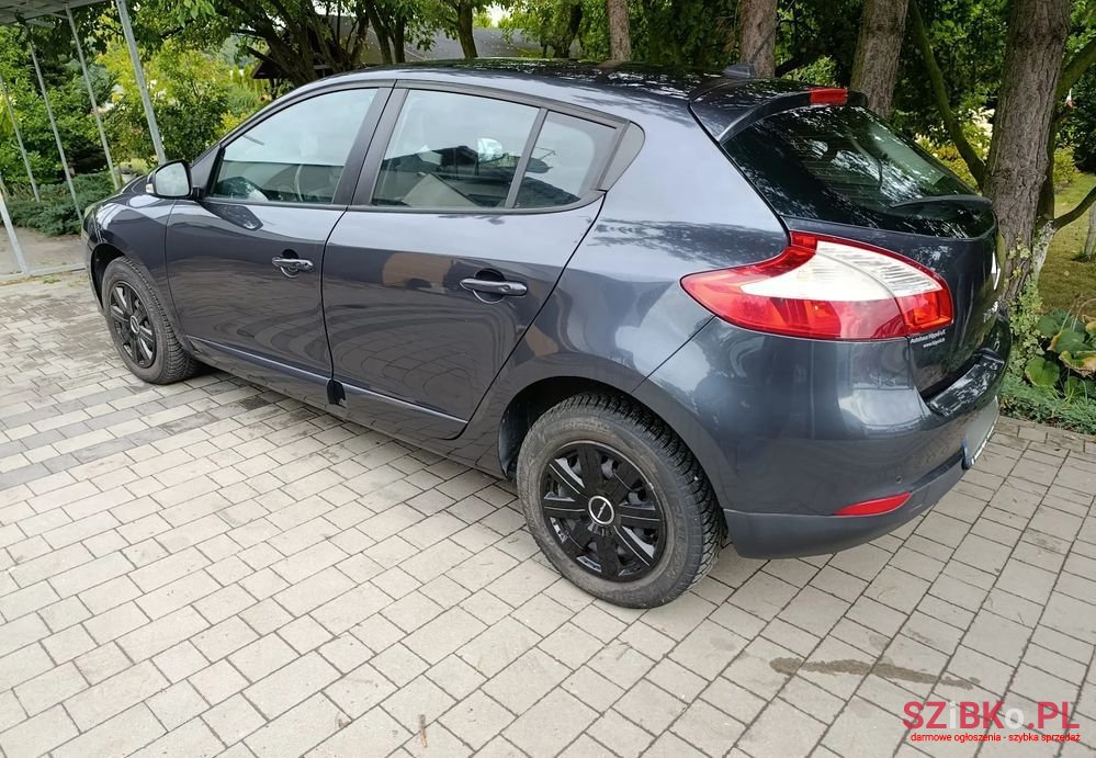 2014' Renault Megane Grandtour photo #4