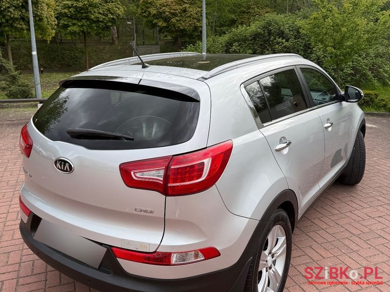2010' Kia Sportage photo #3
