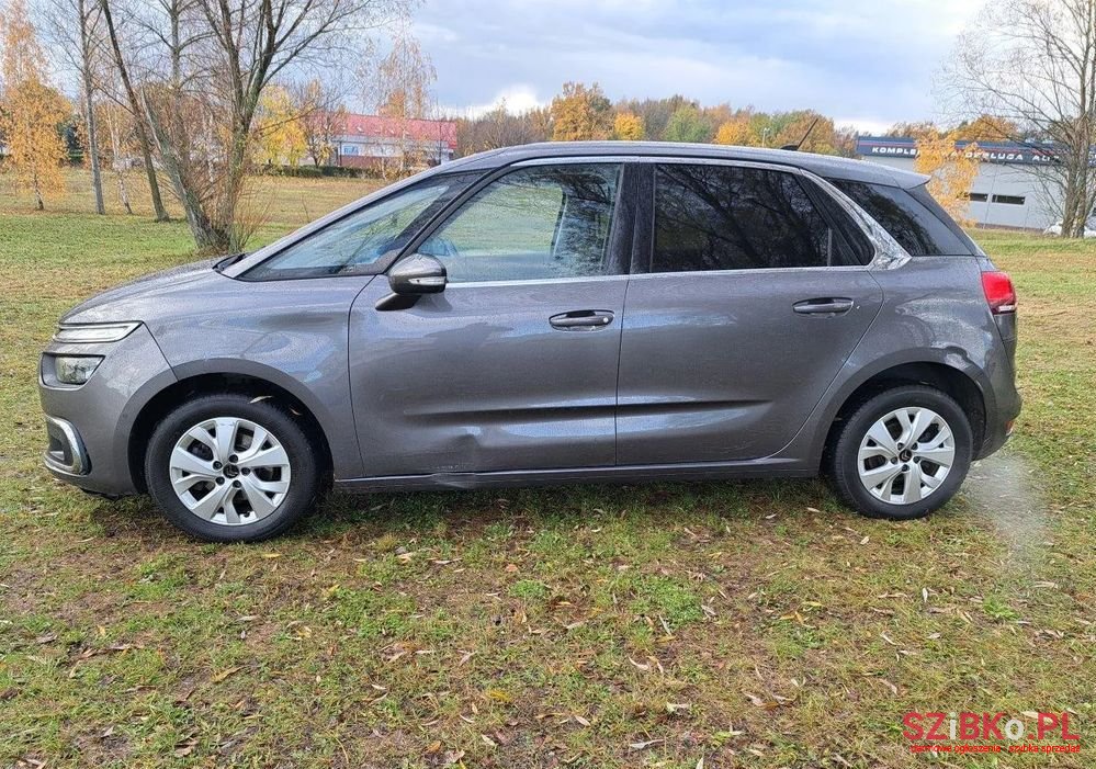 2018' Citroen C4 Picasso photo #2