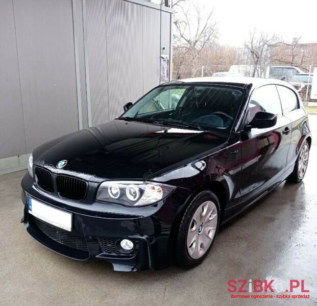 2009' BMW Seria 1 photo #1