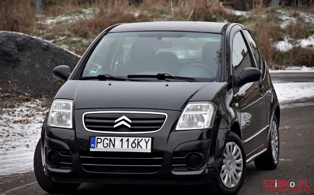 2009' Citroen C2 photo #2