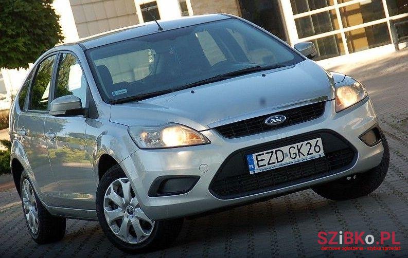 2008' Ford Focus photo #2