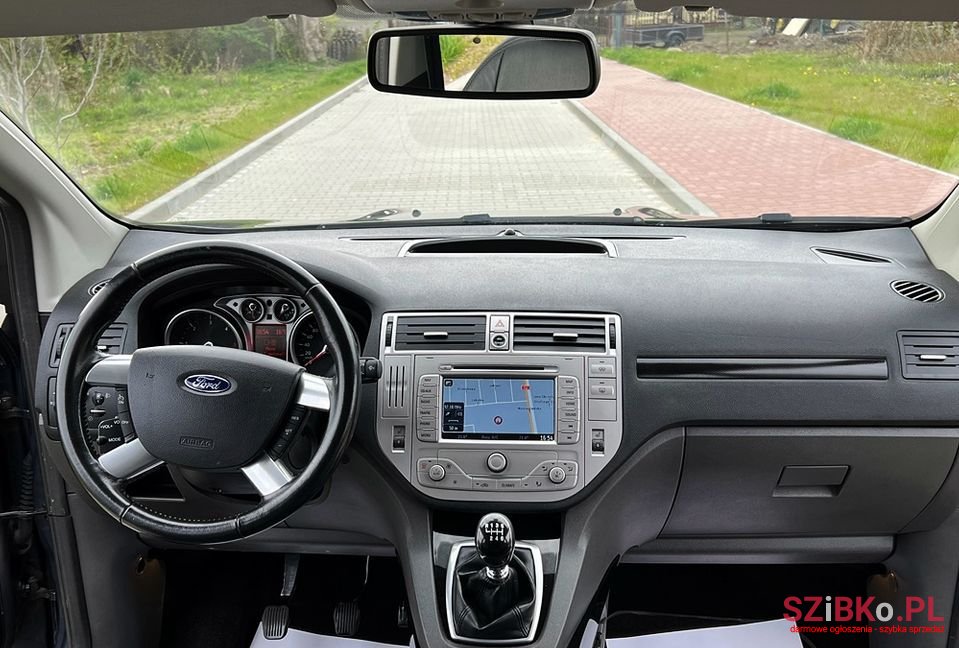 2012' Ford Kuga photo #4