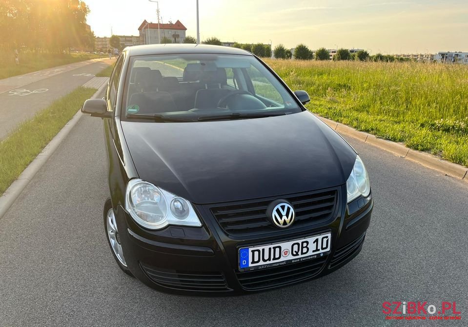 2007' Volkswagen Polo photo #2