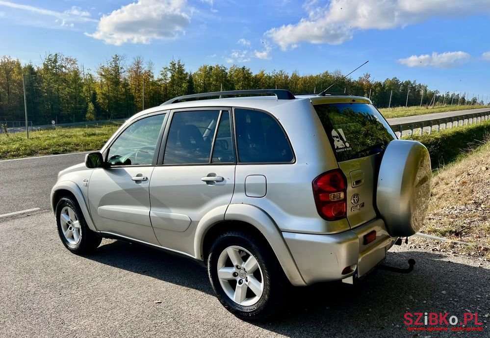 2005' Toyota RAV4 photo #5