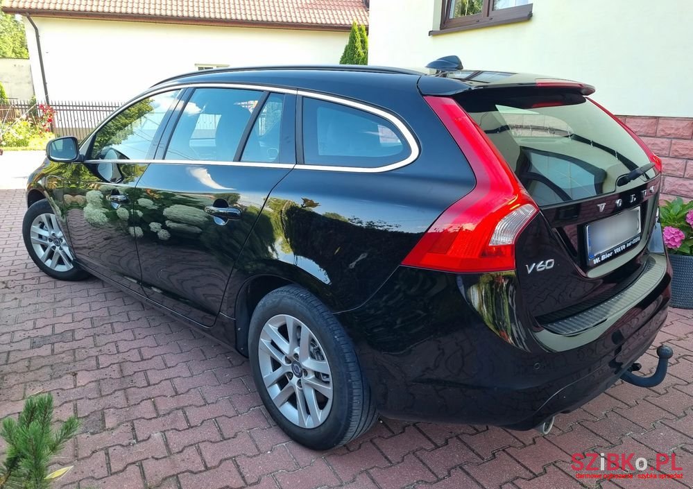 2015' Volvo V60 photo #4