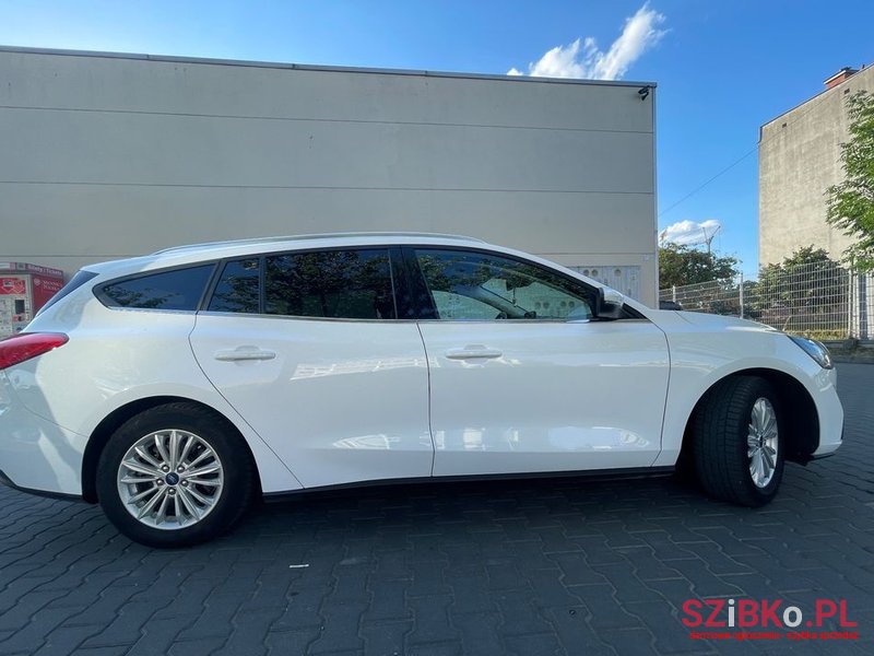 2019' Ford Focus 1.5 Ecoblue Titanium photo #5