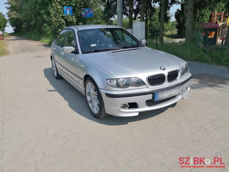 2004' BMW 3 Series photo #1