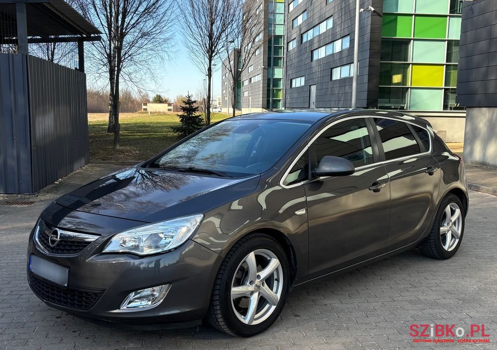 2010' Opel Astra 1.7 Cdti Dpf photo #3